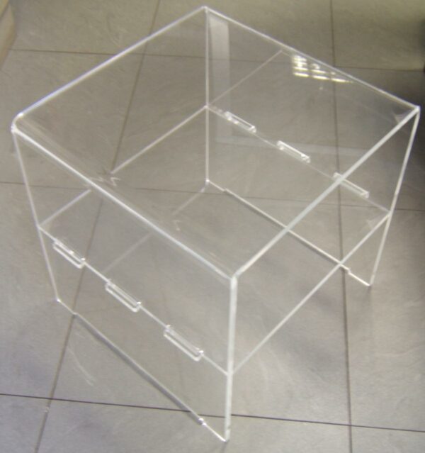 Tavolo in plexiglass da fumo